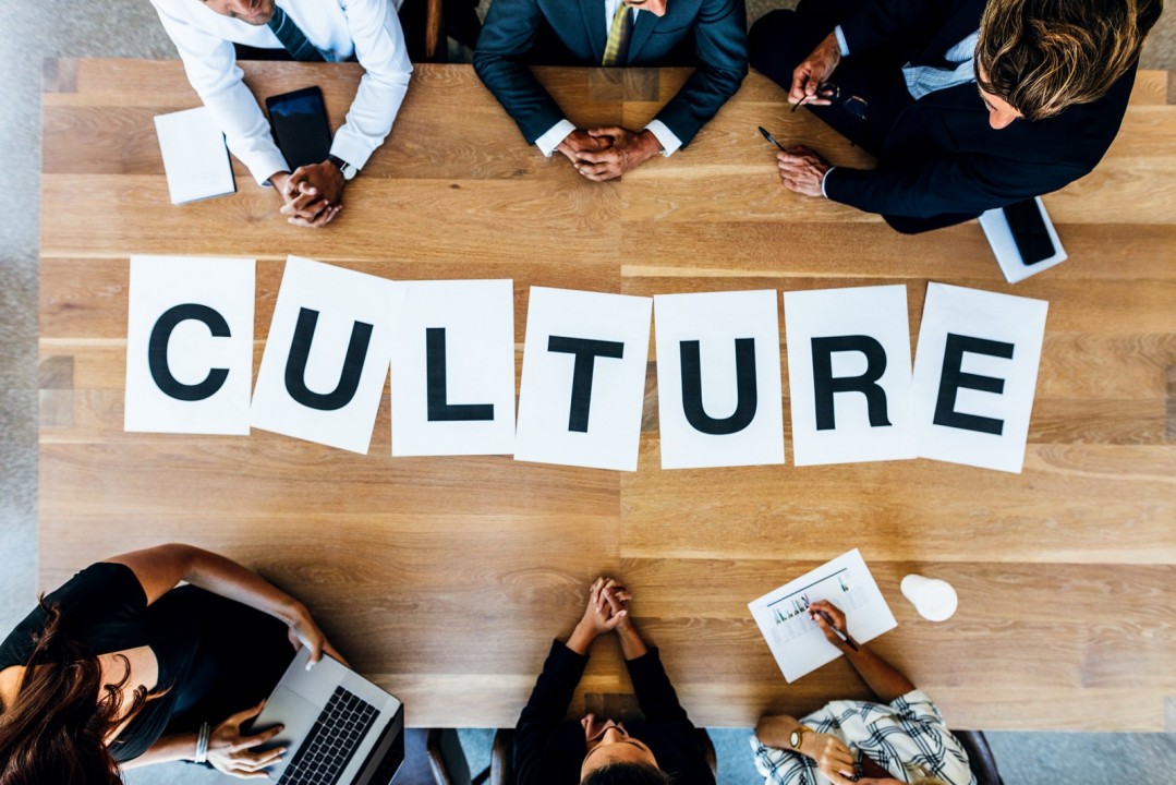 Business and Culture Enthusiasts